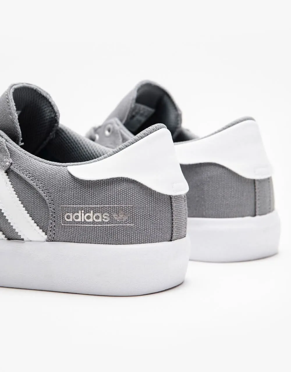 adidas Matchbreak Super Skate Shoes - Grey/White/Gum