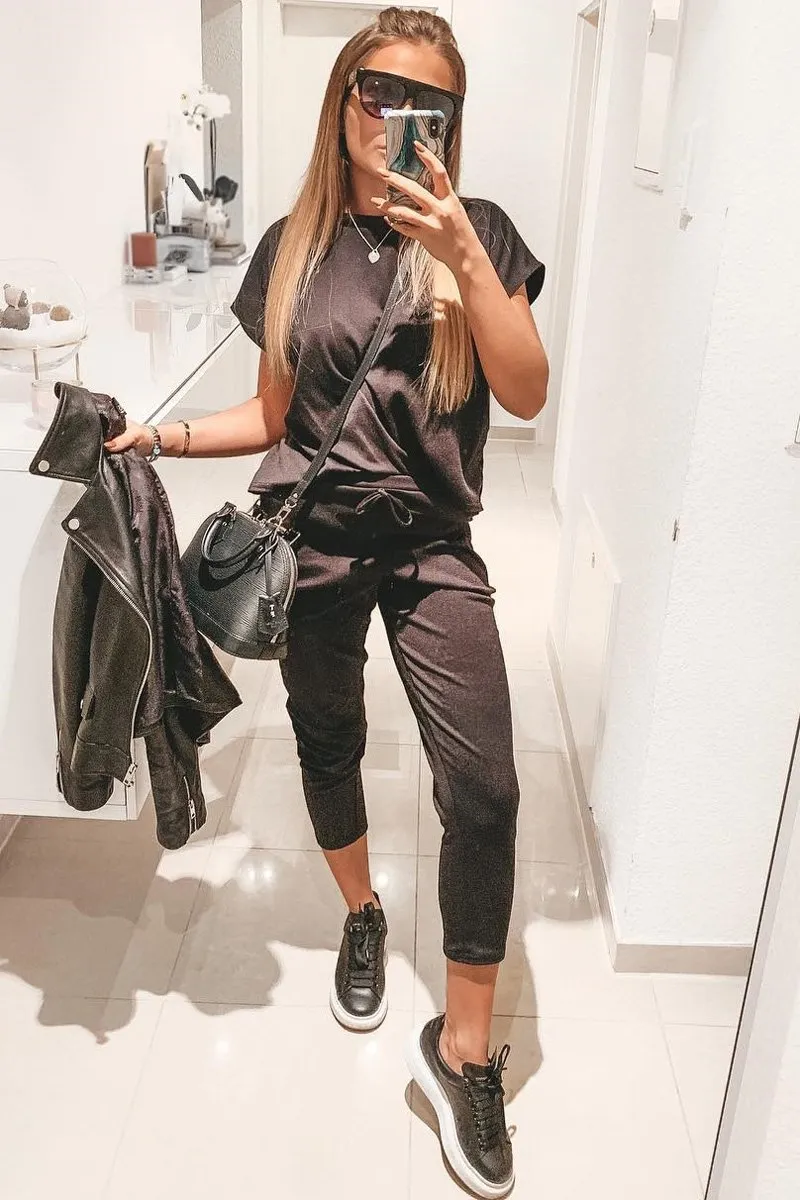 Black Short Sleeve Crop Jogger Loungewear Set - Aarian