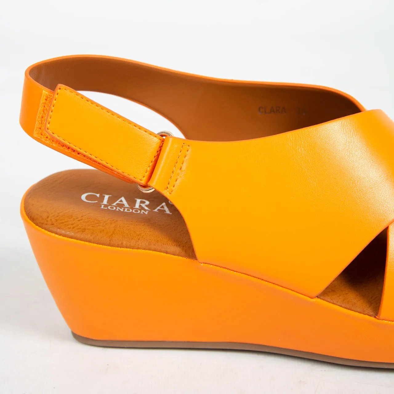 Clara Wedge | Orange