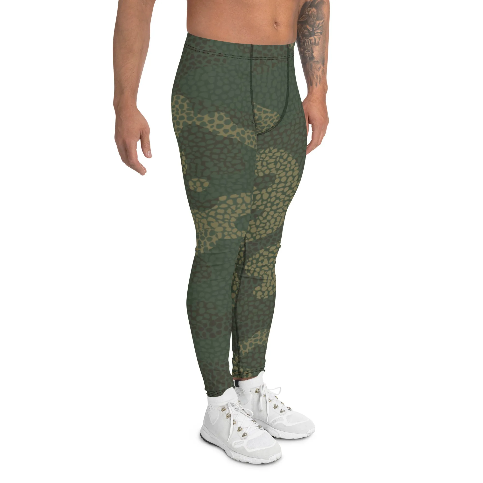 Dark Green Camo Men's Leggings, Camouflaged Military Print Best Designer Men's Leggings - Made in USA/EU/MX