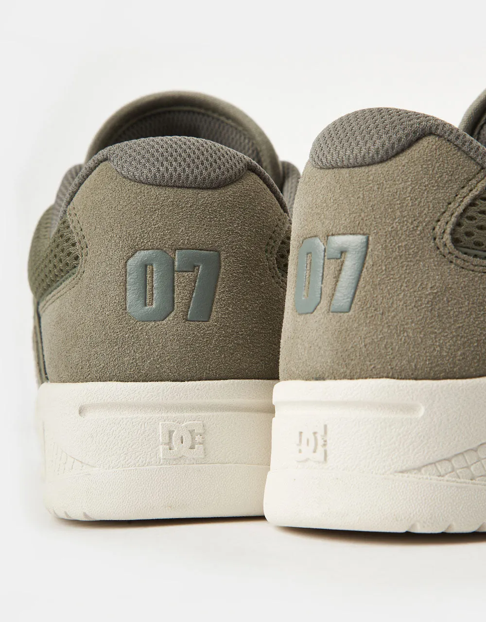 DC Construct Skate Shoes - Army/Olive