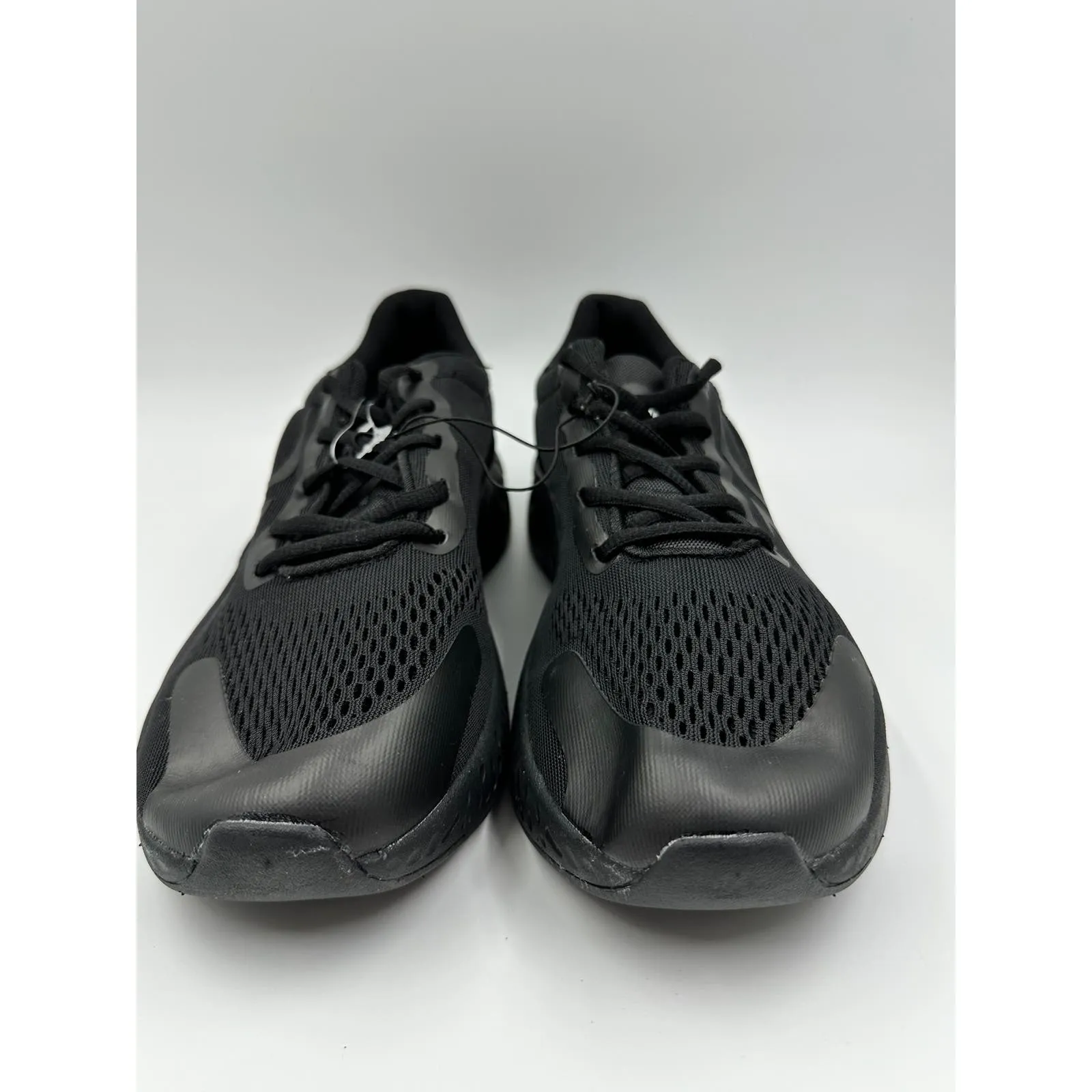 Men's Size 10, Black Running Sneakers w/ Black Soles & Ultra Comfortable Insoles