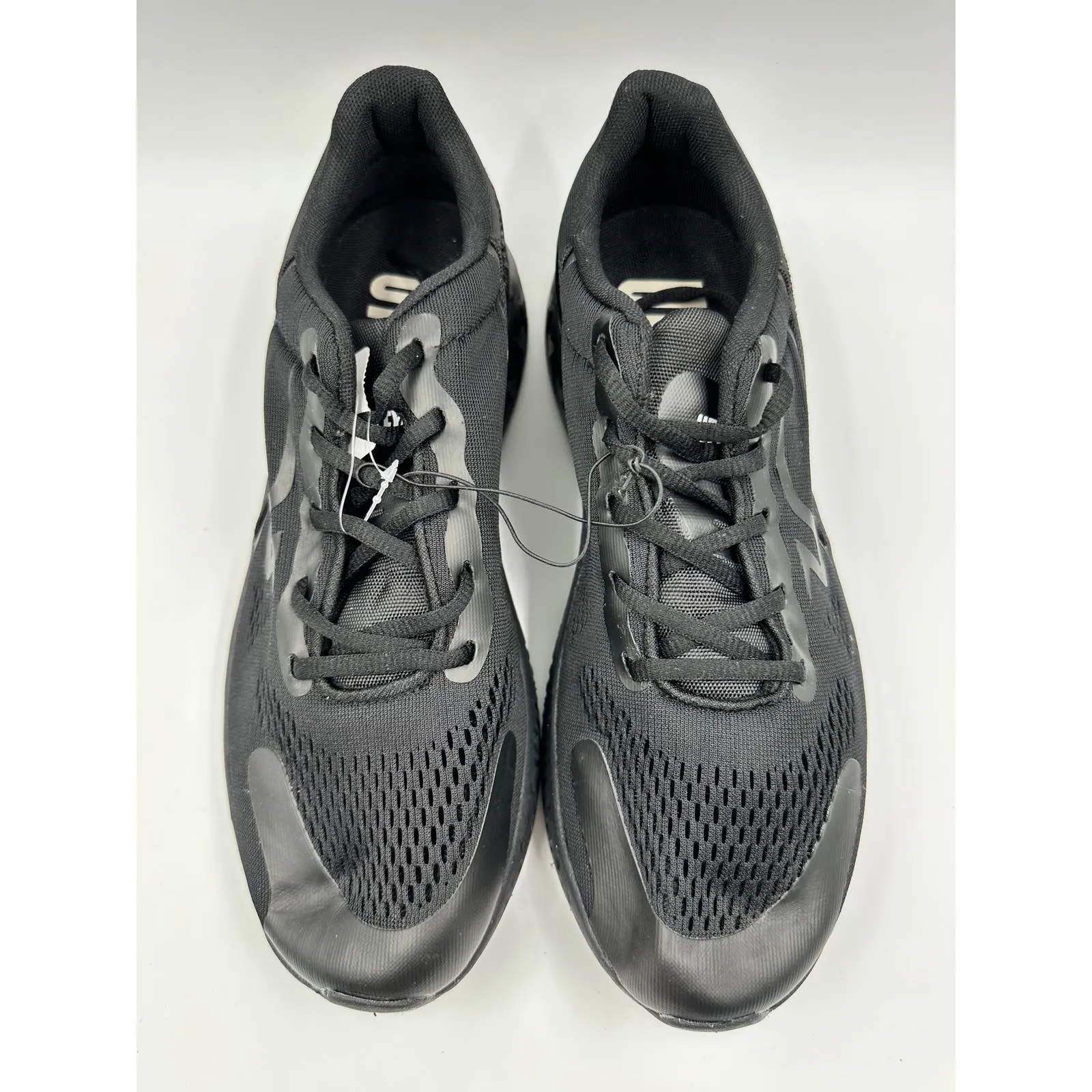 Men's Size 10, Black Running Sneakers w/ Black Soles & Ultra Comfortable Insoles