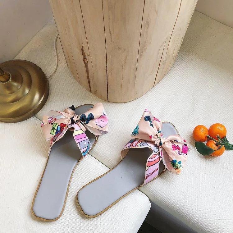 Sandals and Slippers Bow Flat H Slippers