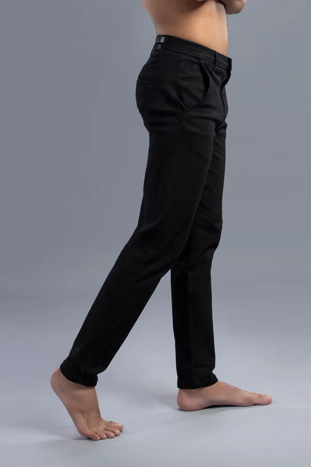 Slim-fit Black Formal Jeans