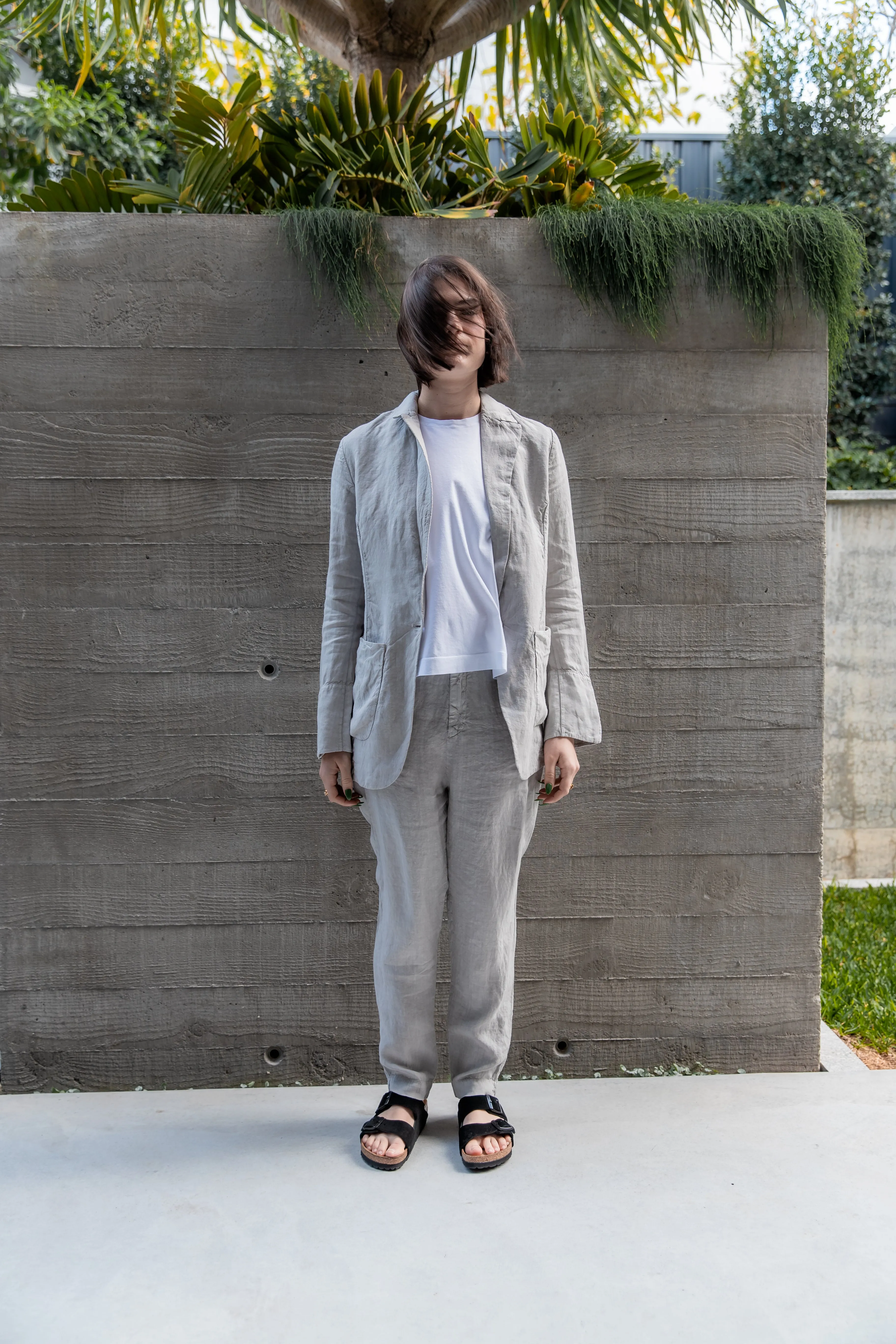 Transit Par Such Tapered Linen Pant in Light Grey