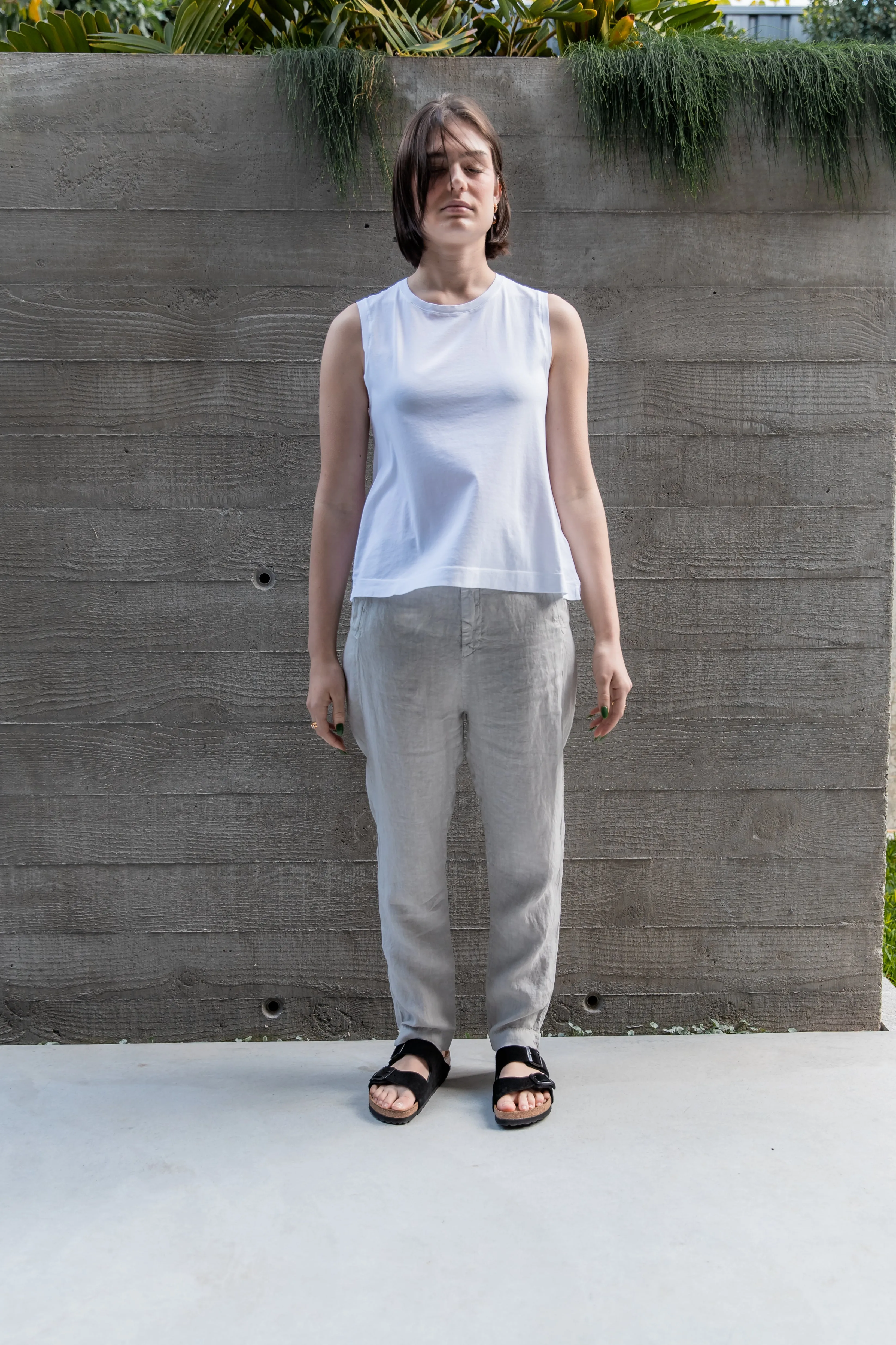 Transit Par Such Tapered Linen Pant in Light Grey