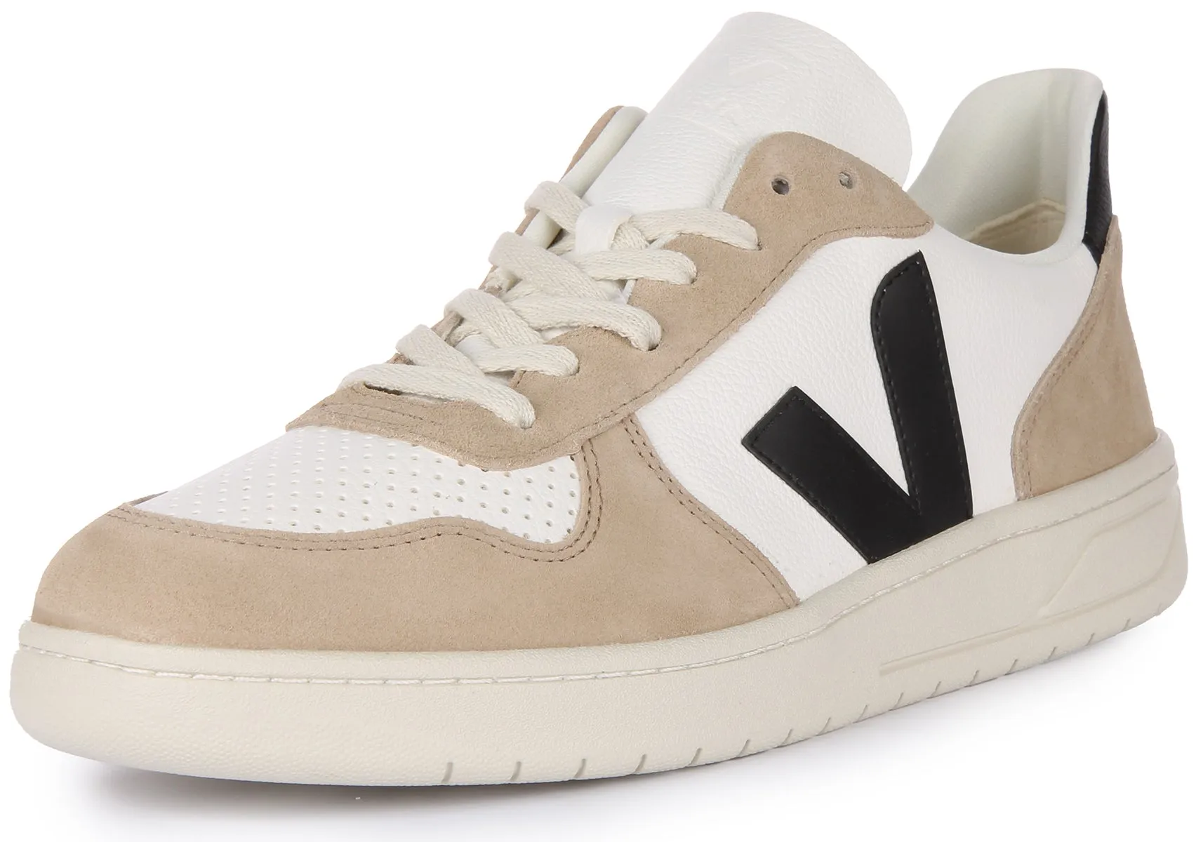 Veja V 10 Chromefree In White Black For Men