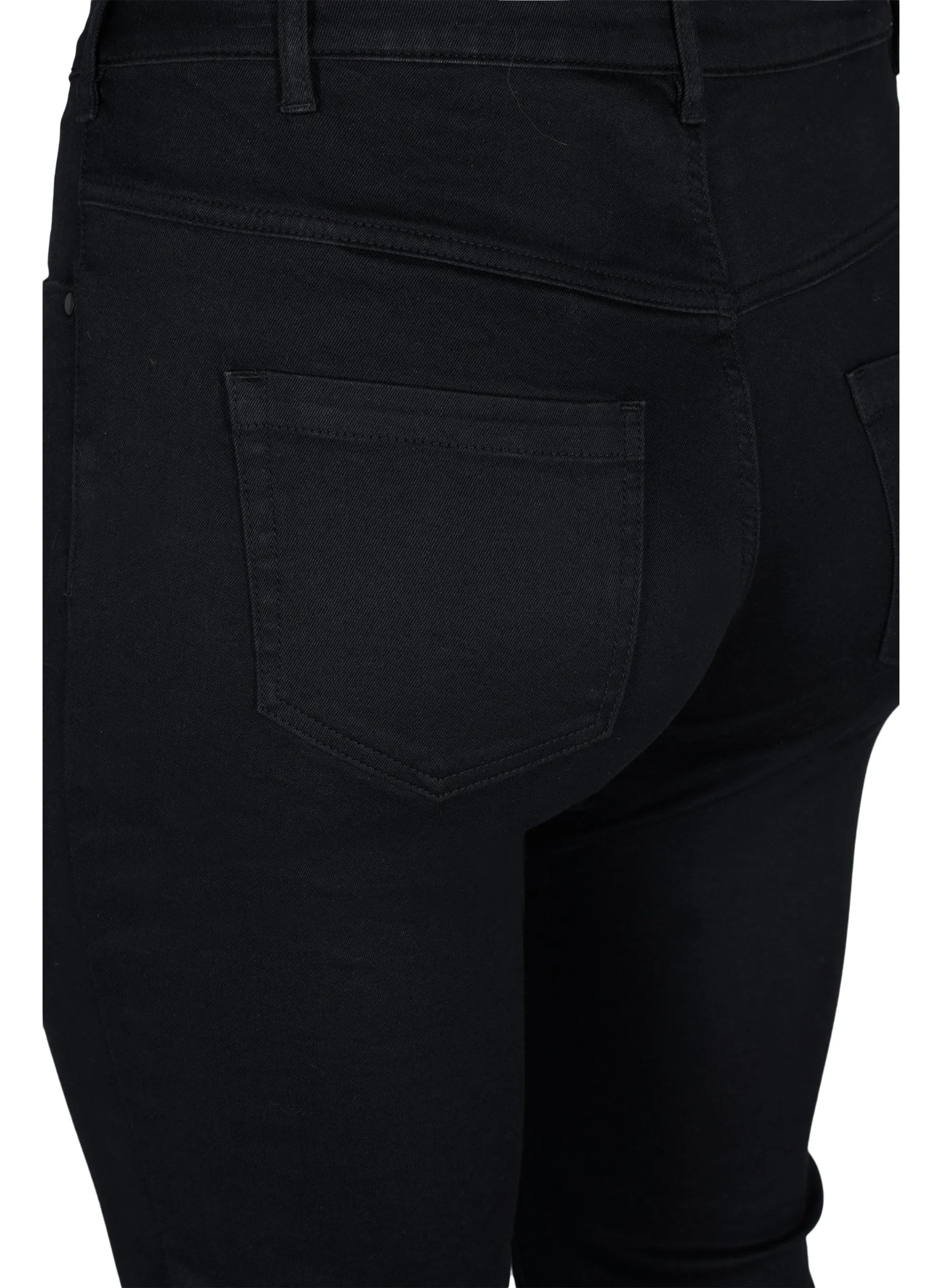 Zizzi Tara Jeans in Black